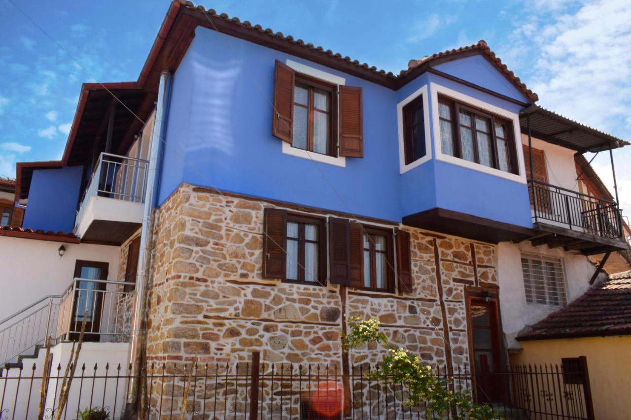 Renovated Old Manor House With Yard Villa Arnéa Kültér fotó